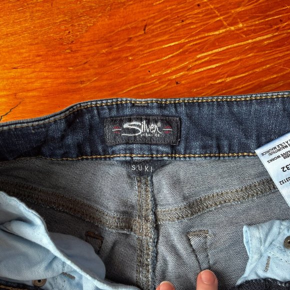 Silver Suki Straight Legged Jeans - Picture 3 of 5